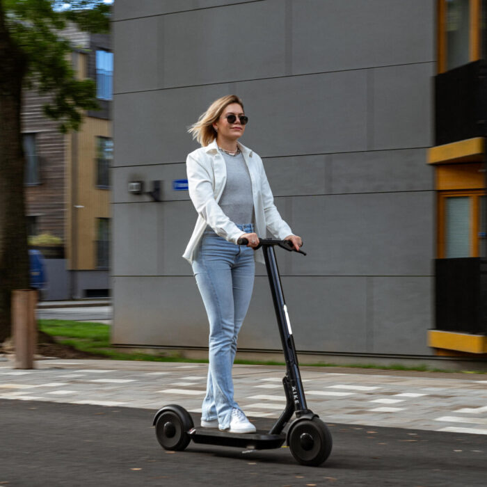 Äike EScooter Employee Subscription